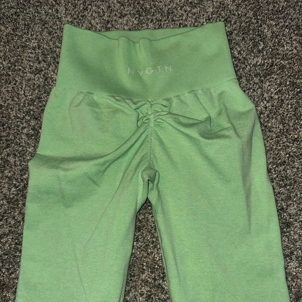 NVGTN Pistachio Scrunch Seamless Leggings Size XS